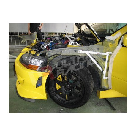 Bară rigidizare Mitsubishi EVO 7/8/9 UltraRacing Bară rigidizare - 3-puncte | race-shop.ro