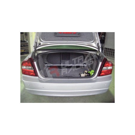 Bară rigidizare Volvo S80 UltraRacing 2-puncte Bară rigidizare sus amortizor spate | race-shop.ro